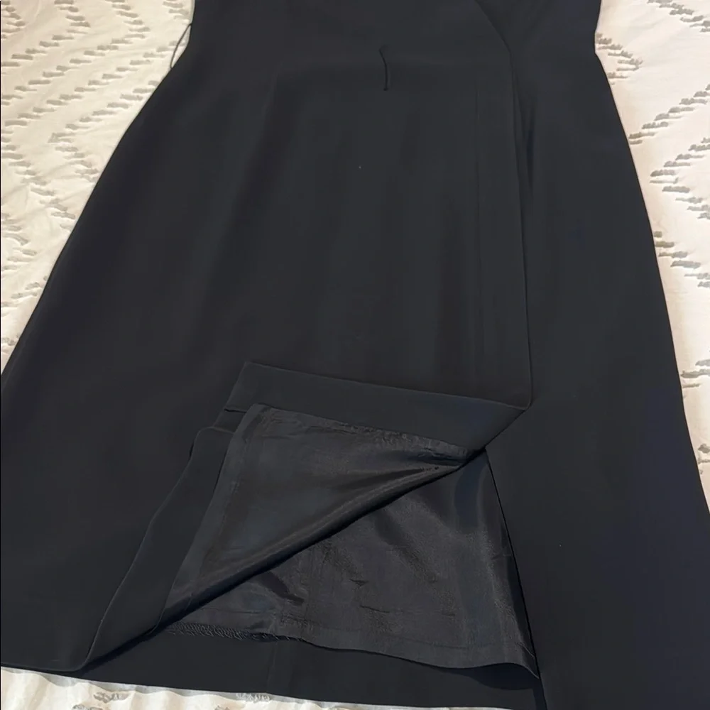 EUC Tahari Elegant Black Wrap Style Dress 6P Lined Cap Sleeve Zip Side - Picture 2 of 9